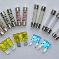 自恢復(fù)保險(xiǎn)絲有哪些封裝？封裝的作用是什么？